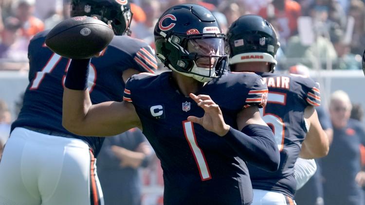 Chicago Bears trade Justin Fields to Pittsburgh Steelers