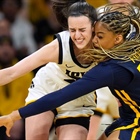 March Madness: 3 perfect women's brackets remain entering Sweet 16