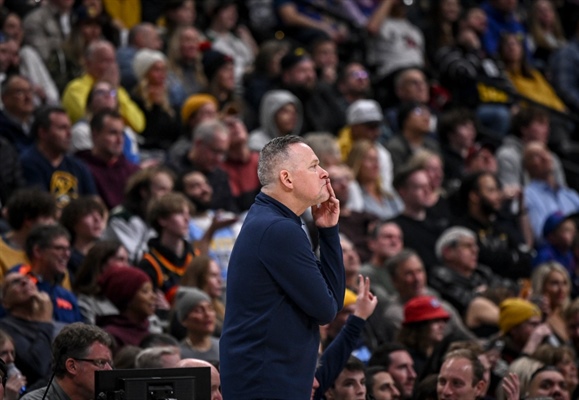 Nuggets coach Michael Malone is still waiting for a sign from his father:...