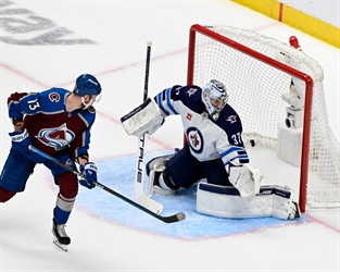 Valeri Nichushkin, Artturi Lehkonen help Avalanche make stingy Jets look miserable