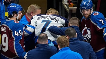 Jets forward Vladislav Namestnikov suffers a fractured cheekbone after a puck hit him in the face