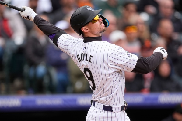 Rockies break out for season-high seven-run inning, rout Giants 9-1 in...