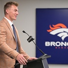 First-round QB Bo Nix, Broncos agree to terms on rookie contract, sources say