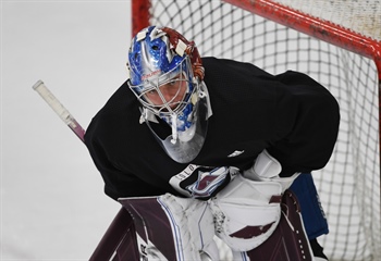 Avalanche signs goalie Trent Miner to one-year contract