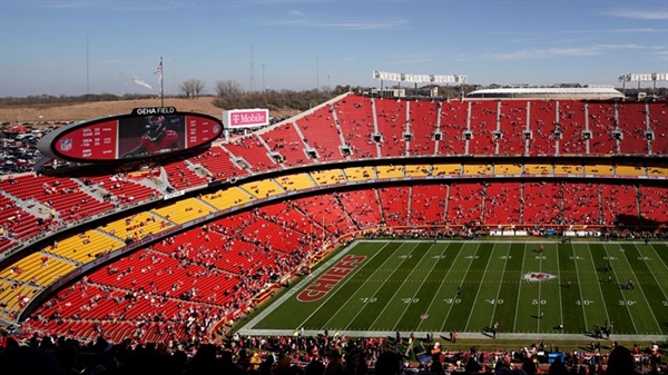 Deion Sanders' Buffs will play at Chiefs stadium