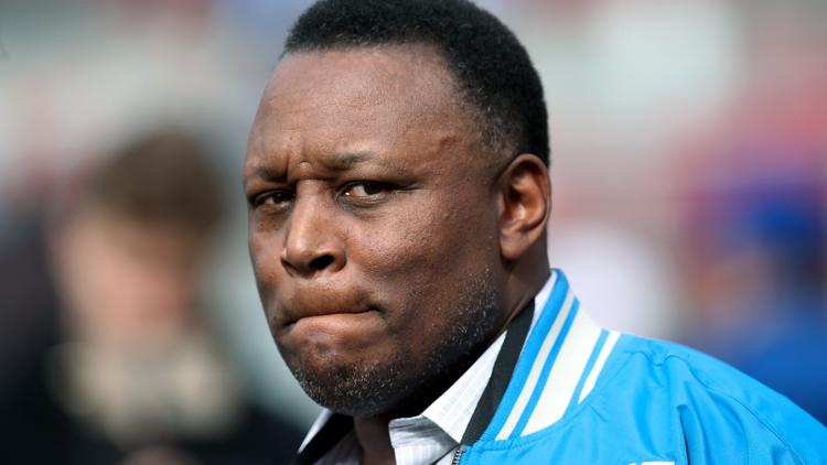 Barry Sanders says he experienced 'health scare' related to his heart