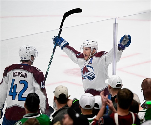 Avalanche’s Nathan MacKinnon named Ted Lindsay Award winner as NHL MVP