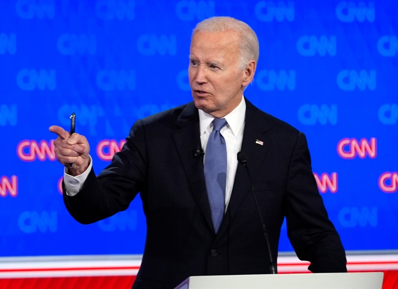 Colorado Sen. Michael Bennet rings alarm about Biden as other lawmakers offer...