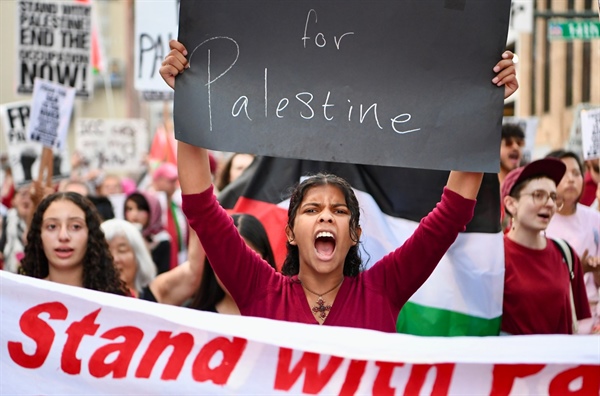 PHOTOS: Netanyahu’s address to Congress sparks march through downtown Denver