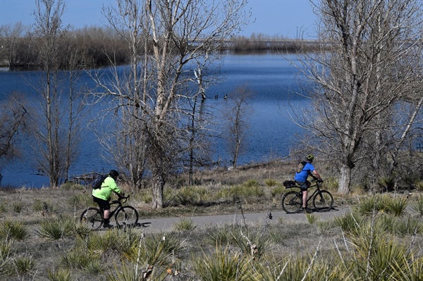 State regulators delay decision on controversial drilling plan near Aurora Reservoir