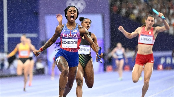 U.S. women win 4x100 relay to give Sha'Carri Richardson first Olympic gold medal