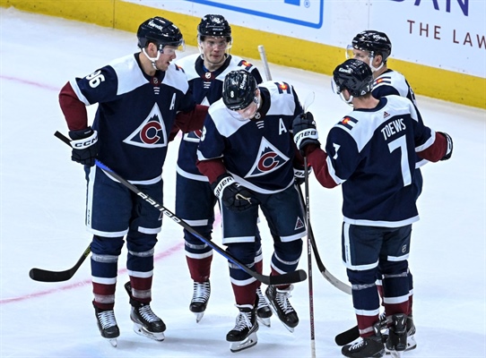 Avalanche Journal: Is Colorado too small to realize Stanley Cup-or-bust...