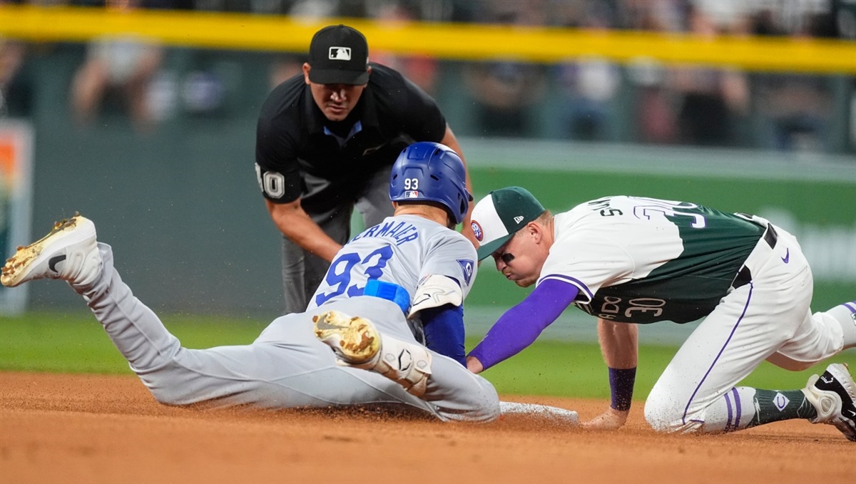 Rockies, routed by Dodgers, lose 100 games for second straight season