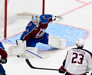 Veteran NHL goalie on Avalanche’s Alexandar Georgiev: “He just seems a little unsettled”