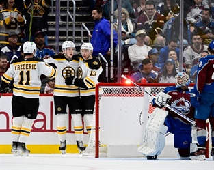 Avalanche comeback falls short, injury list grows as Bruins send club to 0-4