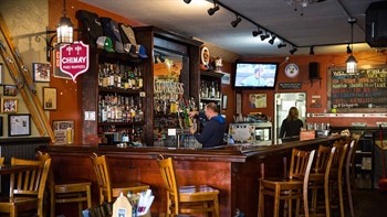 
      
        Wash Park Bar Finley's Pub Closing October 19
      
    