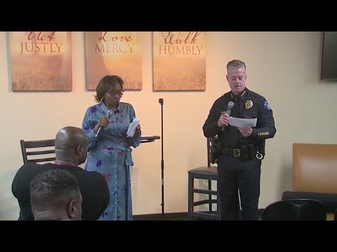 Sen. Rhonda Fields, new Aurora police chief hold town hall