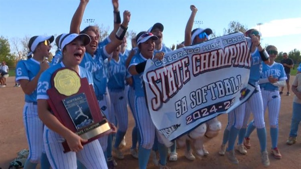 Riverdale Ridge captures first softball championship with 5A title