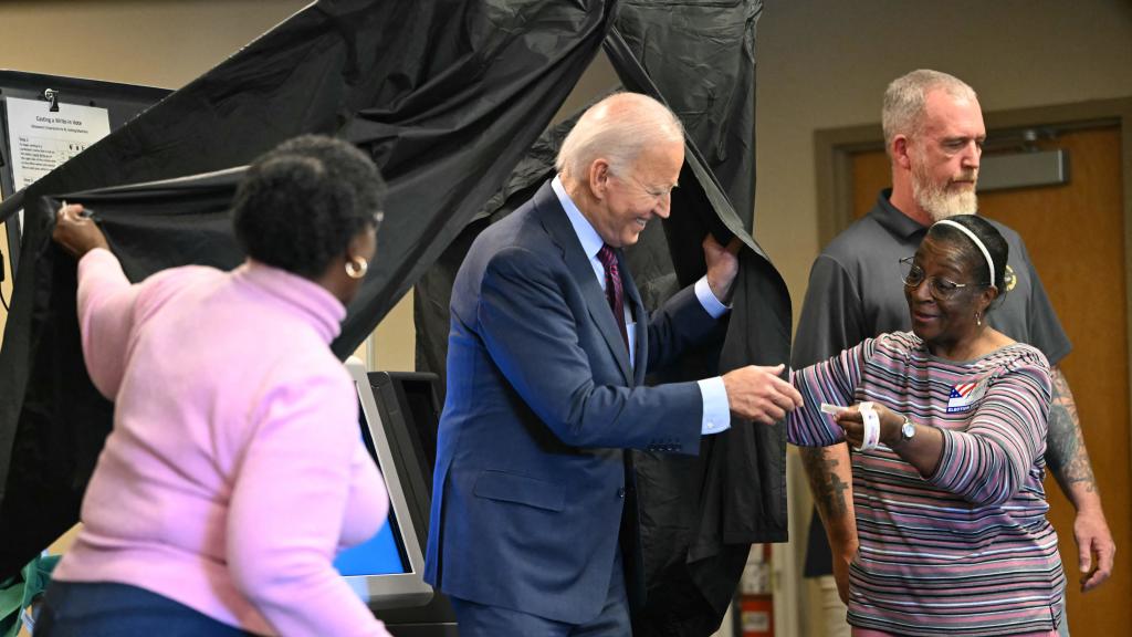 Biden casts early vote for president in Delaware with Election Day over a week away