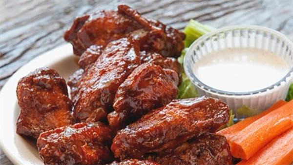 
      
        Vine Street Brings Back Its Original Wings Recipe
      
    