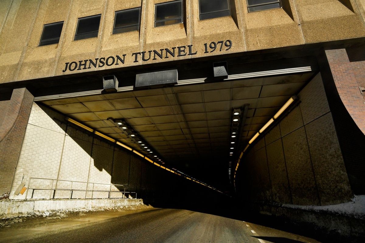 Westbound I-70 reopens at Eisenhower Tunnel after multi-vehicle crash